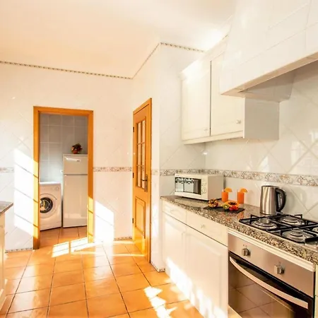 Boracay By Algarve Vacation Villa *