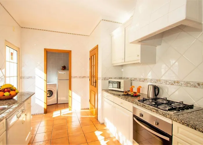 Boracay By Algarve Vacation Villa *